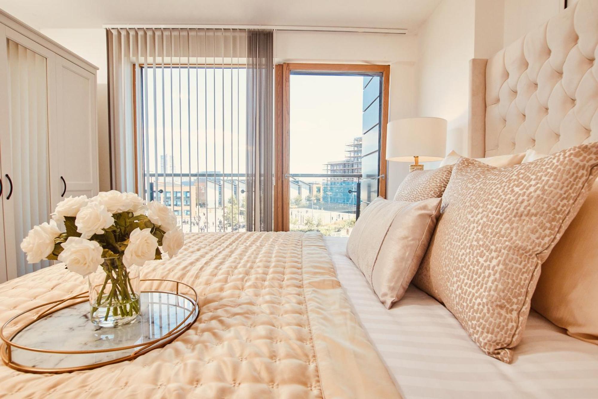 King Deluxe City Apt Large Balcony& Free Parking! ليدز المظهر الخارجي الصورة